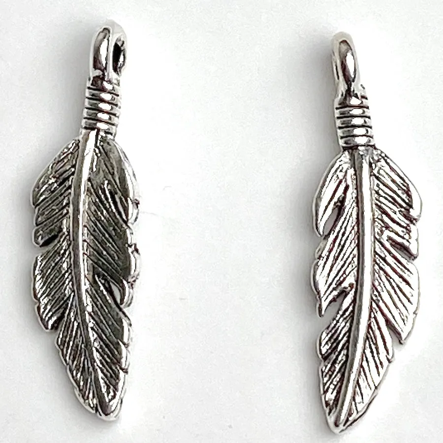 Feather Pendant/Charm, Pewter 15/16" USA, 24mm  # FJ-110