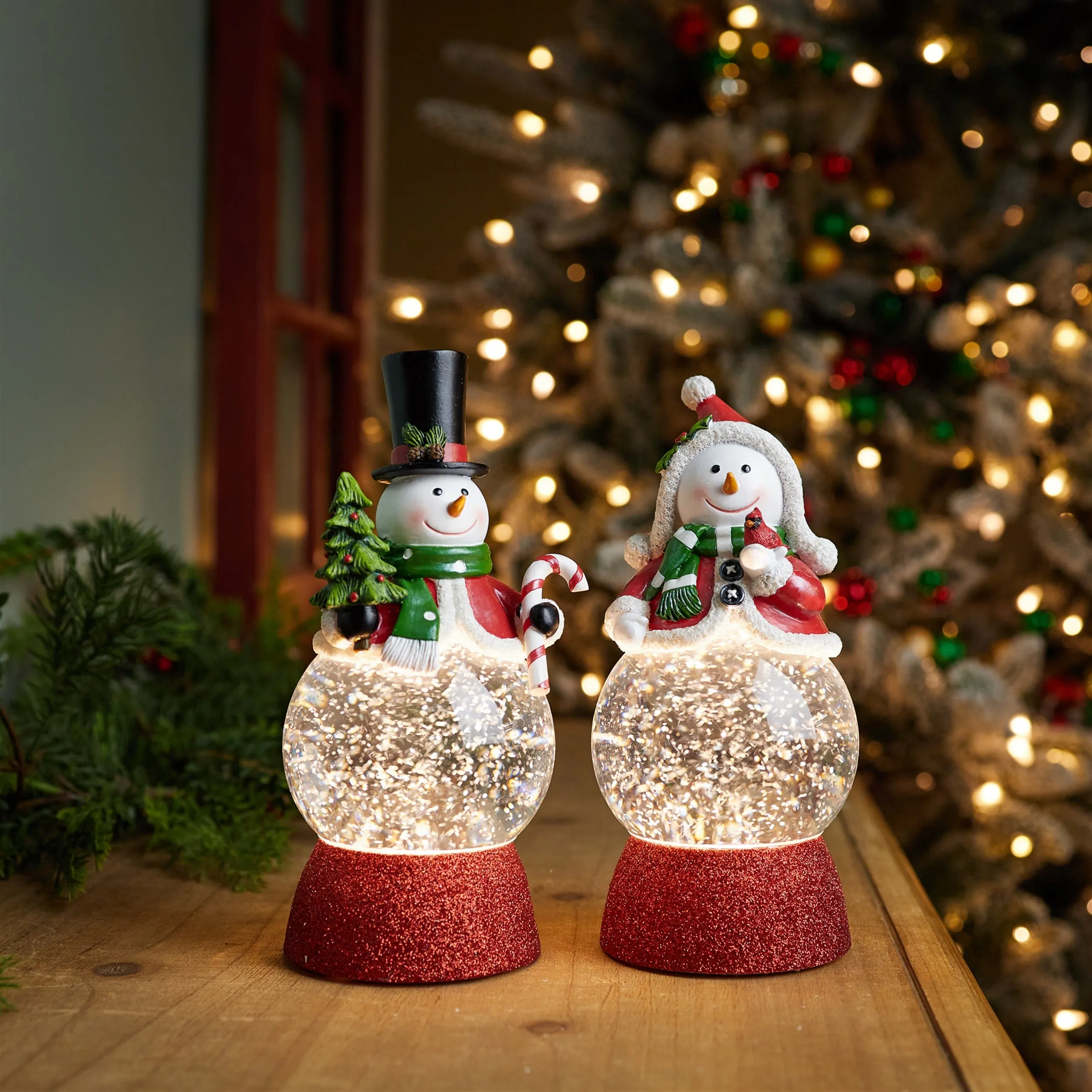 Holiday Snowman Snow Globe Lantern