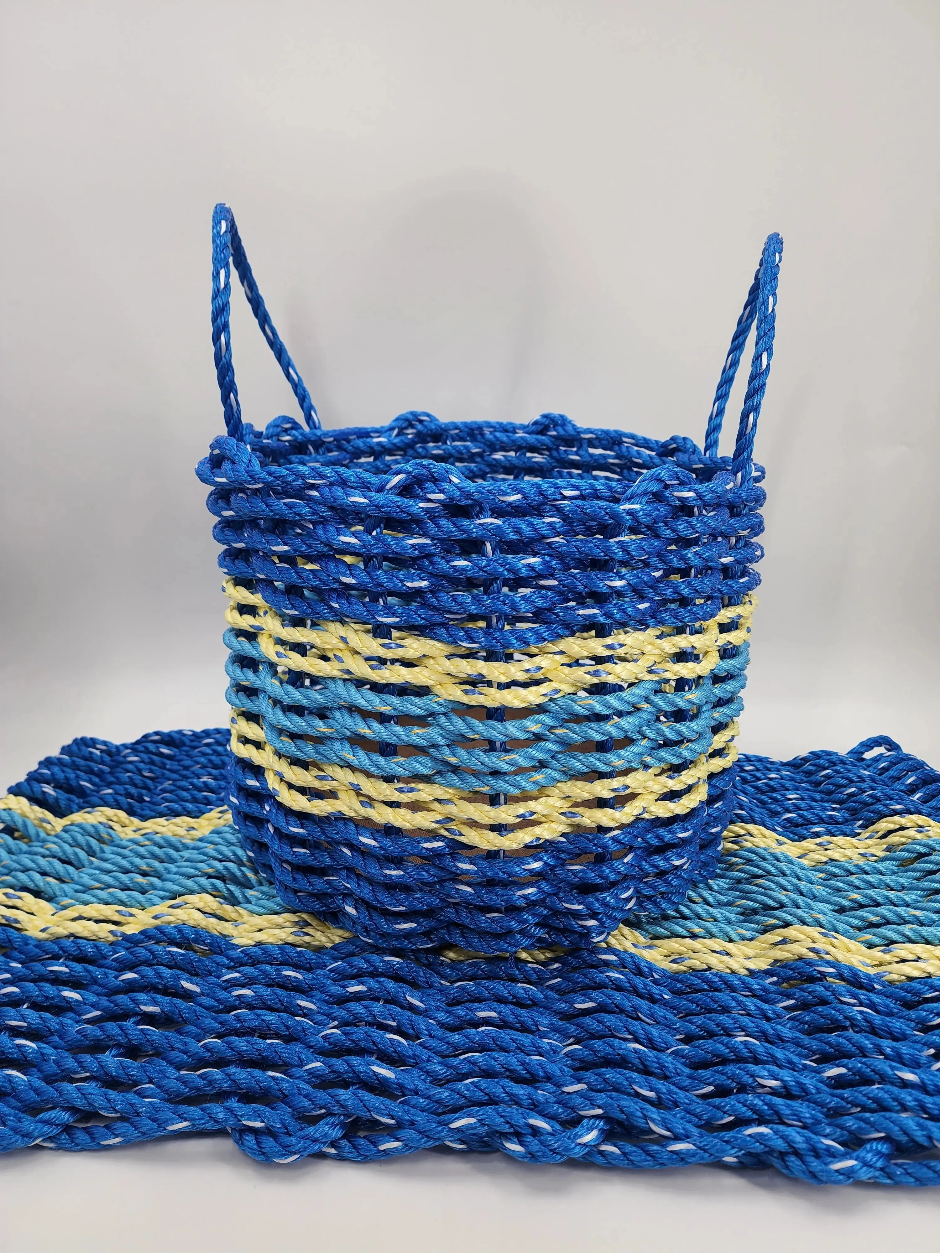 Lobster Rope Mat and Basket matching set Two tone blue with yellow accents