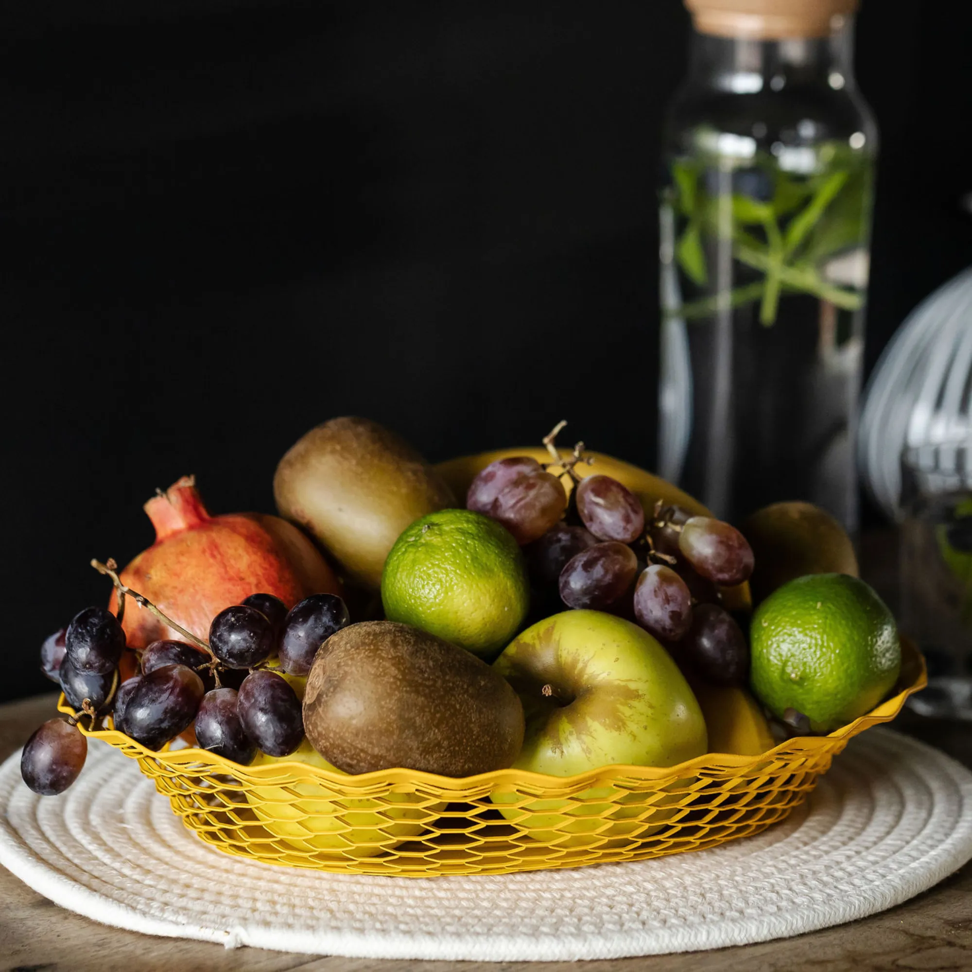 Metal Food Basket: Shiny Yellow