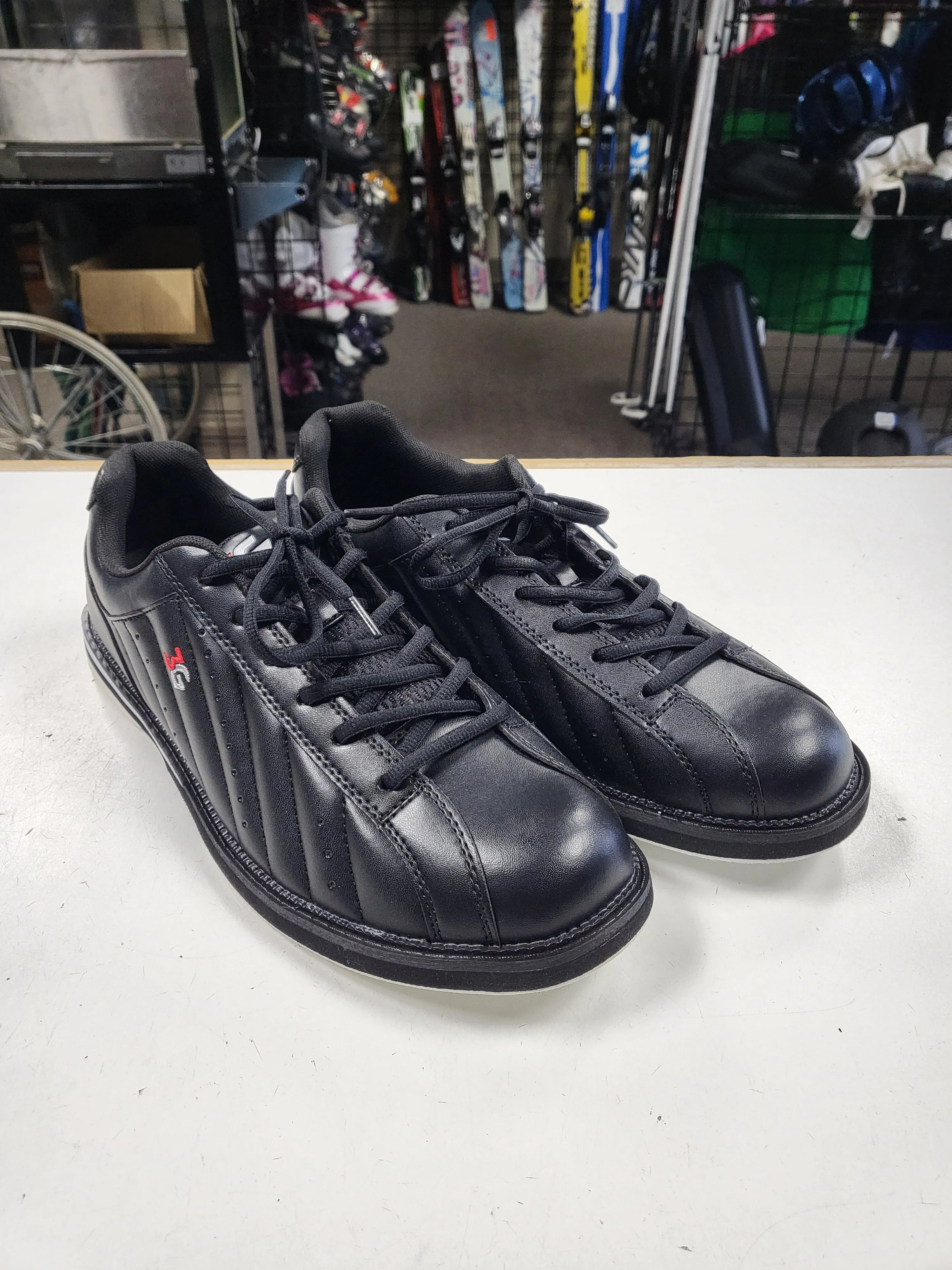 New 3G Kicks Bowling Shoes Black M11 W13