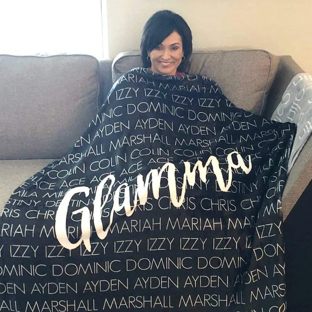 PERSONALIZED BLANKETS FOR MOM & KIDS