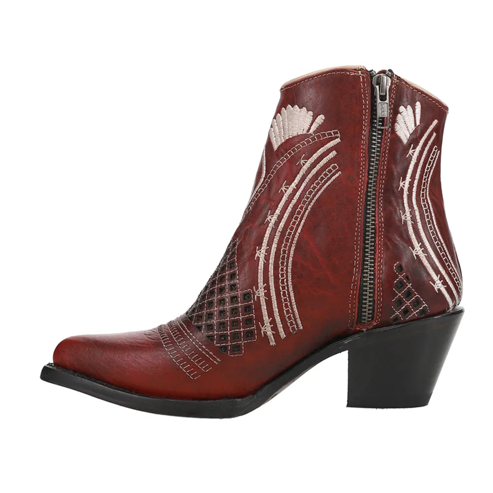 Savannah Embroidered Round Toe Cowboy Booties