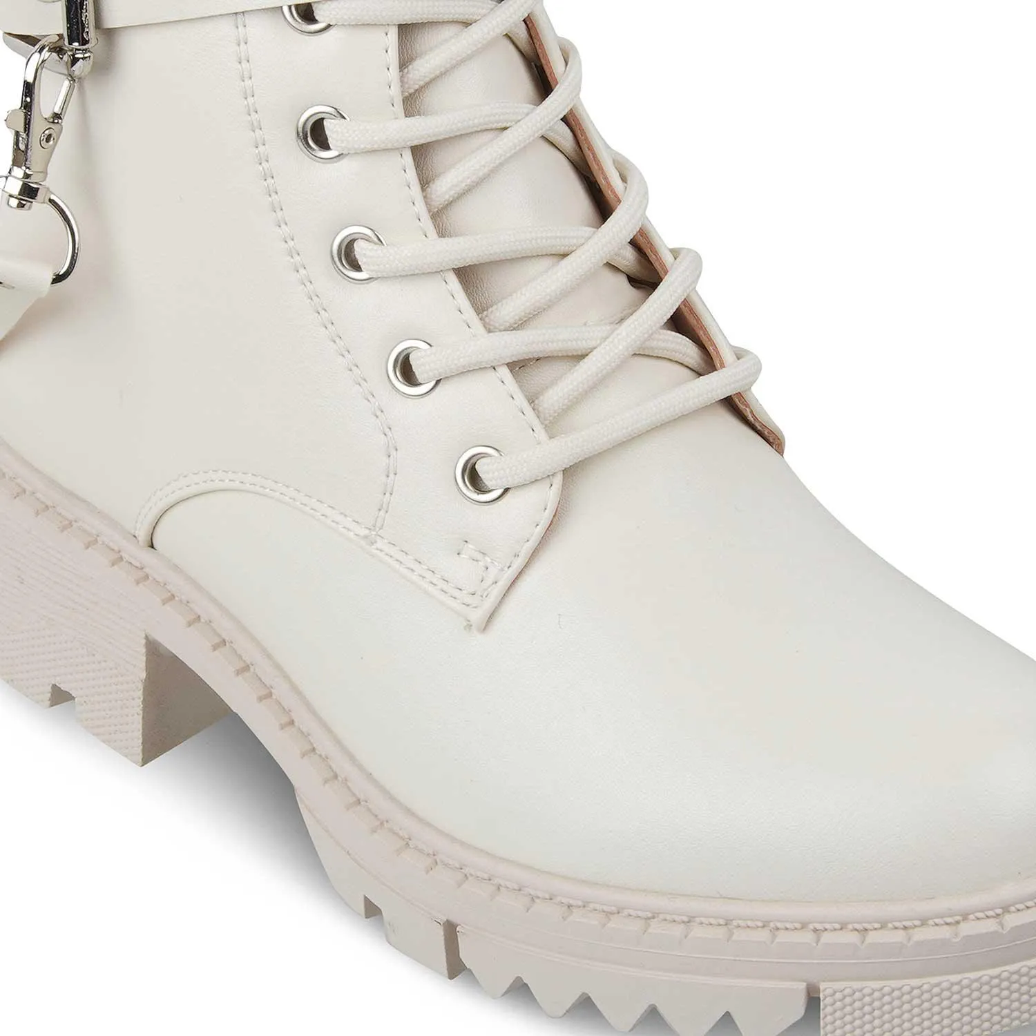 The Brace Beige Women's Boots Tresmode