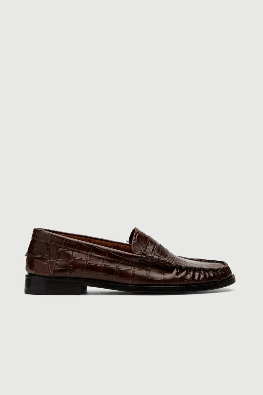 Zoe Loafers is Croc-effect Chocolate Leather