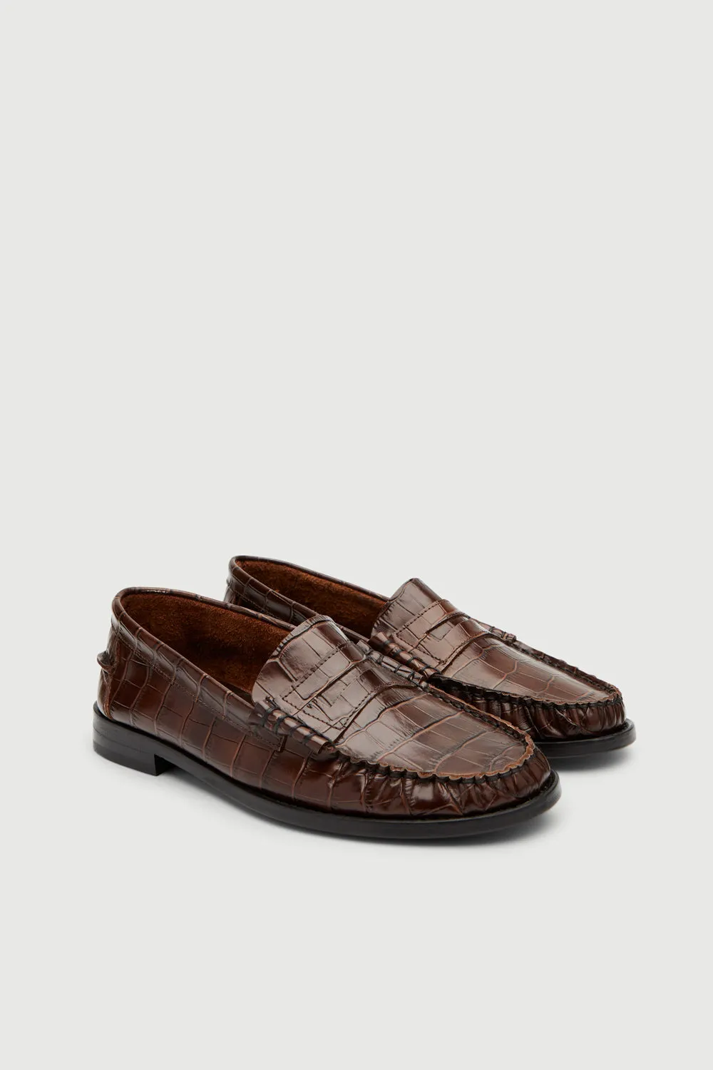 Zoe Loafers is Croc-effect Chocolate Leather